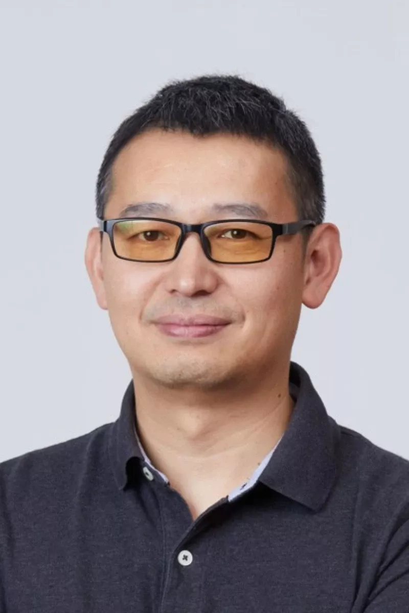 尤立星