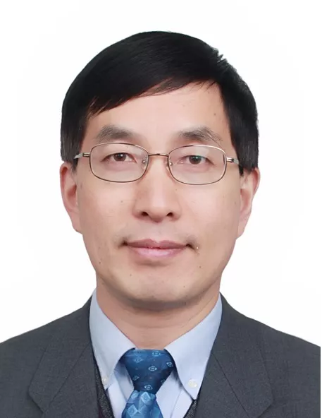 陈健