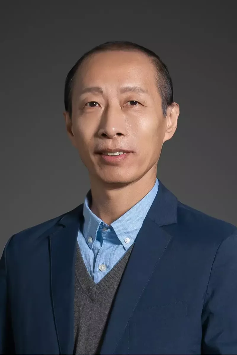 吕志伟