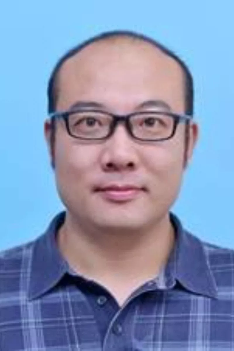 牟成博
