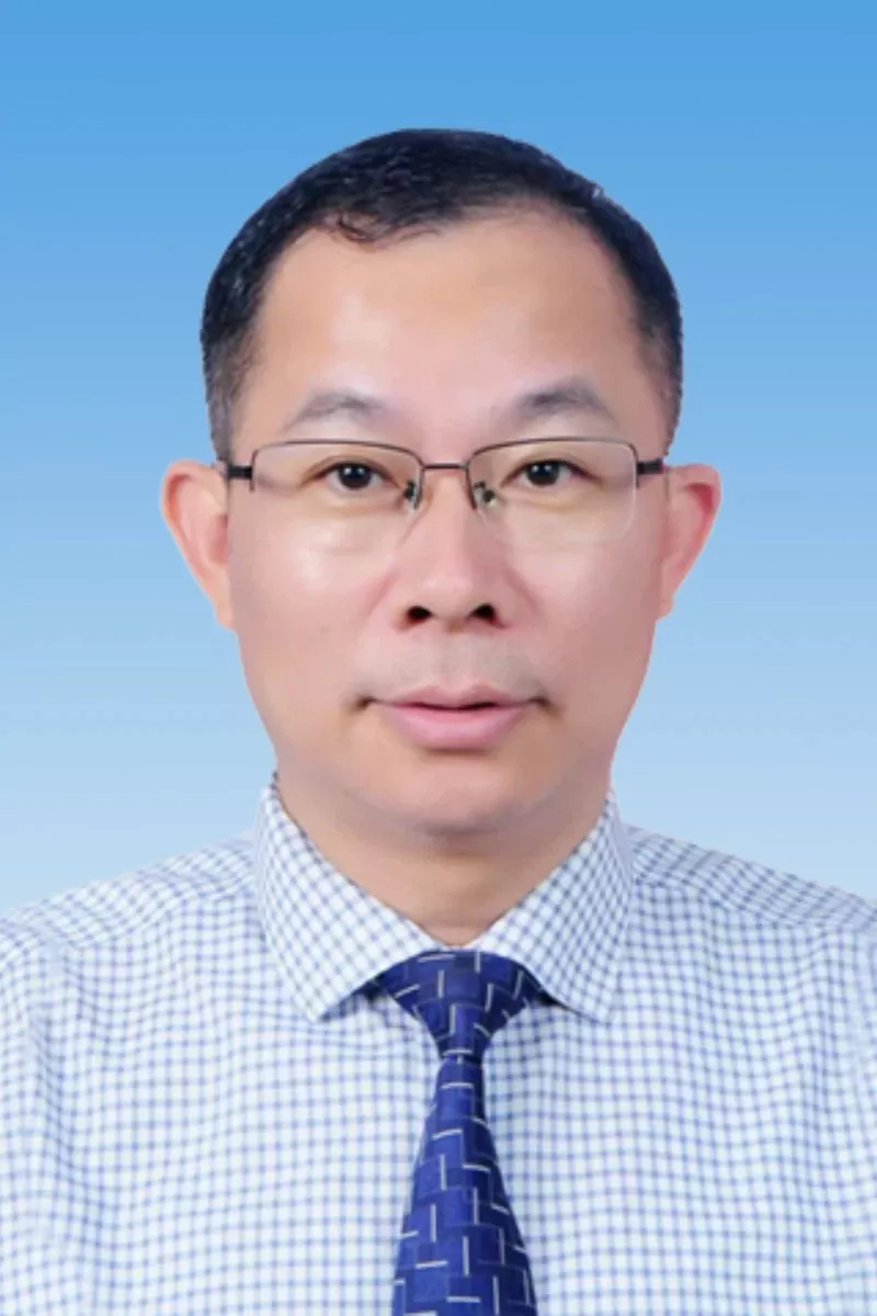 李步洪